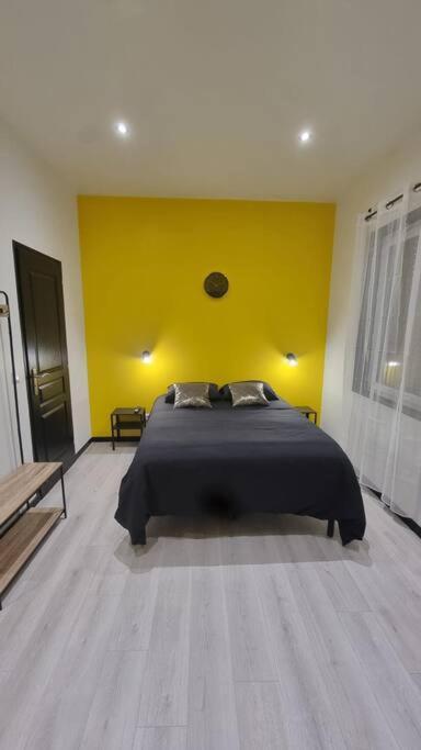 L'Elegance 001 Apartment Камбре Екстериор снимка